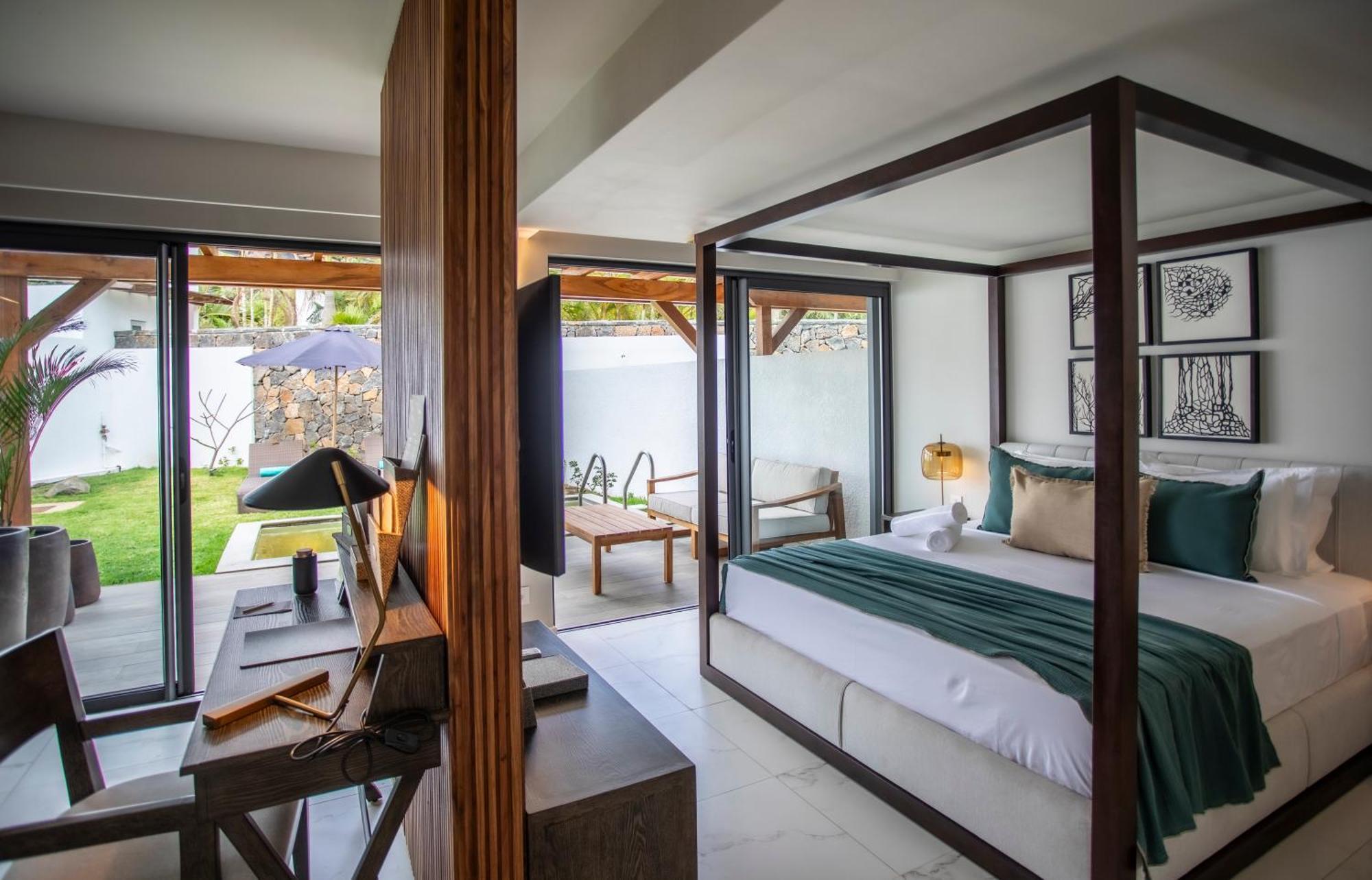 Sea Diamond Boutique & By Sea Resort