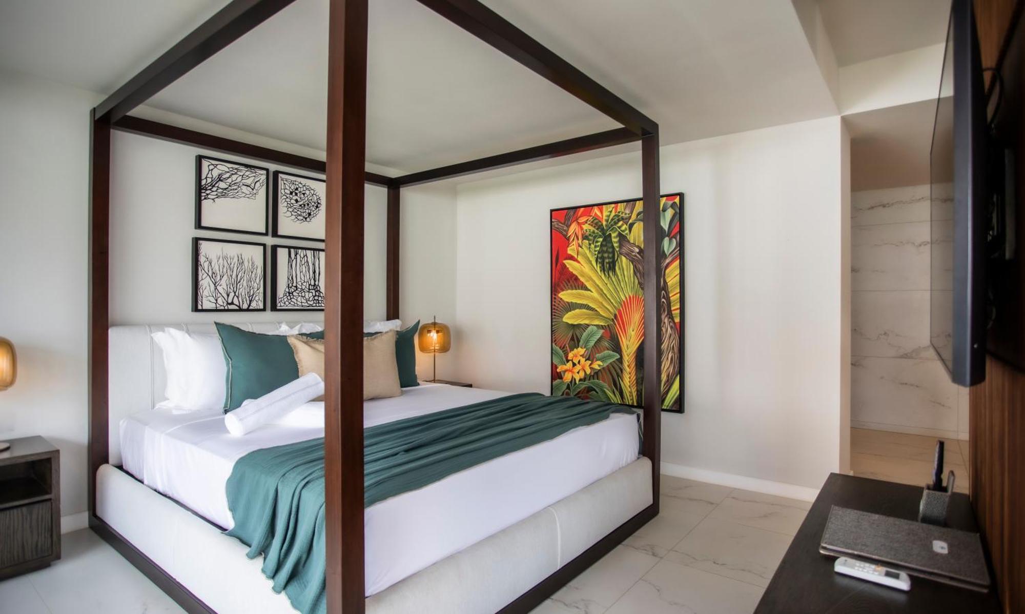 Sea Diamond Boutique & By Sea Resort 5*